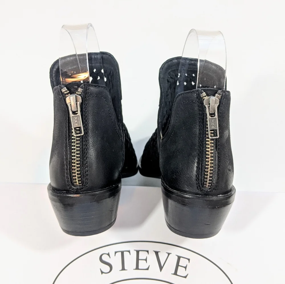 Steve Madden Tia Black Nubuck Leather Woven Boot Women's 5 - Picture 4 of 6